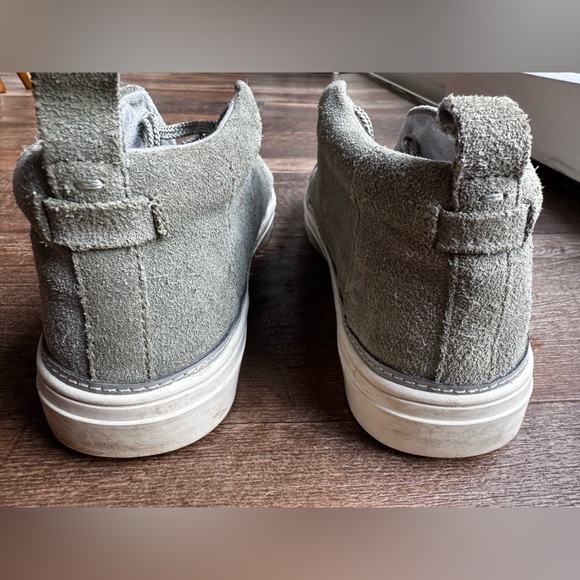 Toms ‘Riley’ Shoes - Picture 7 of 8